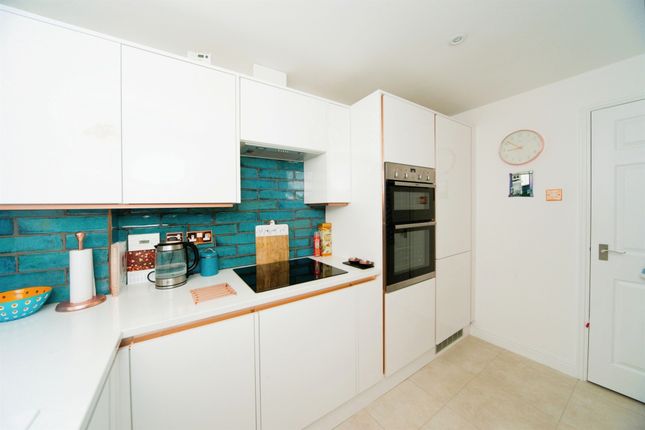 Flat for sale in Key West, Eastbourne
