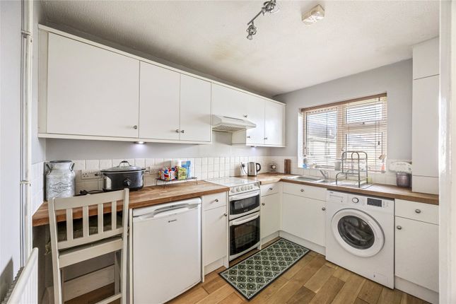 53, Bushby Close, West Sussex photo 3