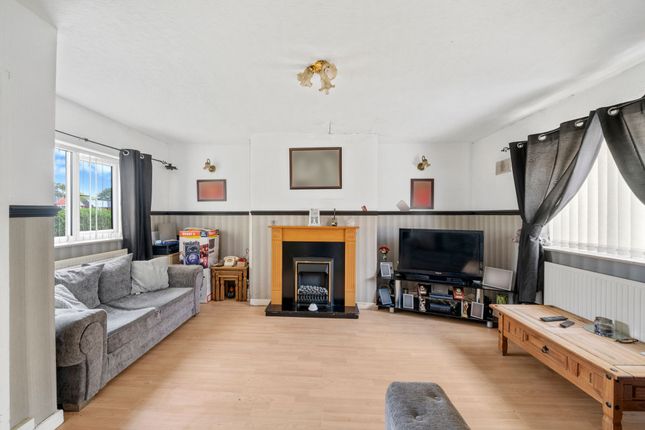 2 Clarke Street, Leigh photo 4