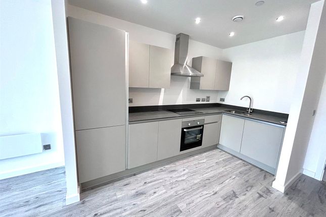 Flat 24, Caspian View,, Buckingham Road, Milton Keynes photo 3