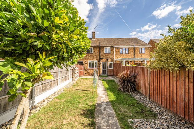 378 South Road, South Ockendon, Essex photo 4