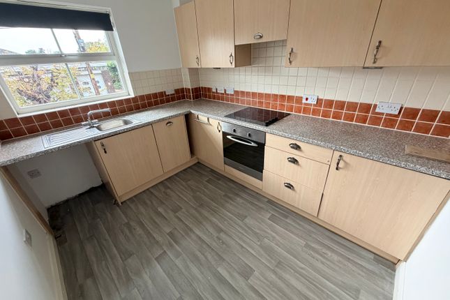 Crown House Apartments, Thetford photo 3