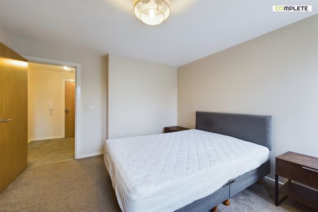 Flat for sale in Park Rise, Seymour Grove, Manchester