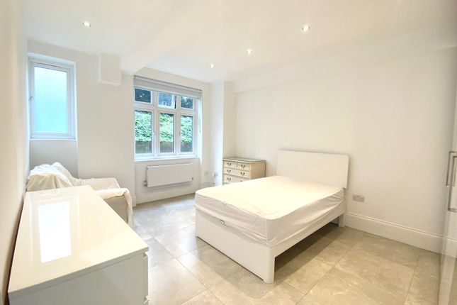 Grove Hall Court, Nw8