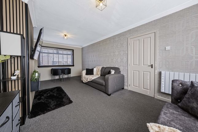 63, Gourdie Terrace, Dundee photo 3