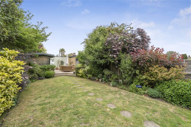 Balmoral Crescent, West Molesey photo 3