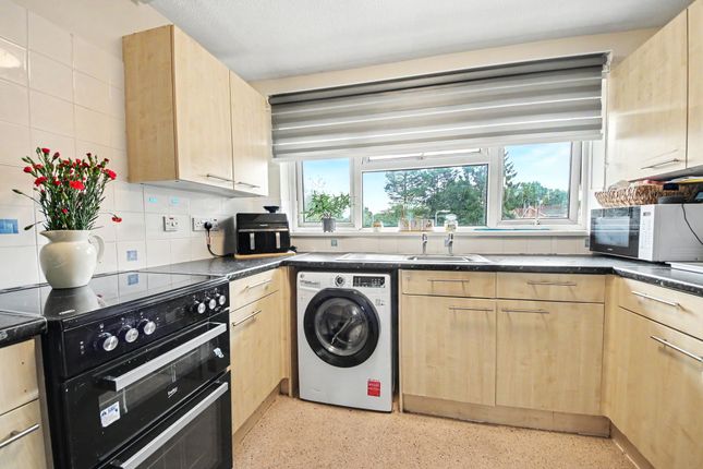 22 St. Catherines View, Southampton photo 2