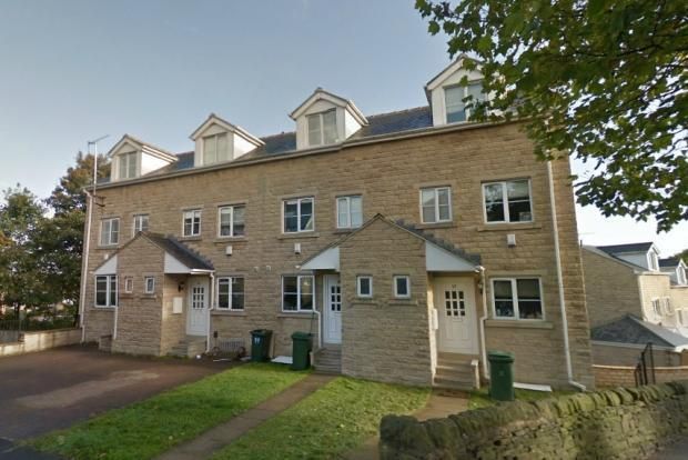 Thumbnail Town house to rent in Pellon Terrace, Idle, Bradford, West Yorkshire