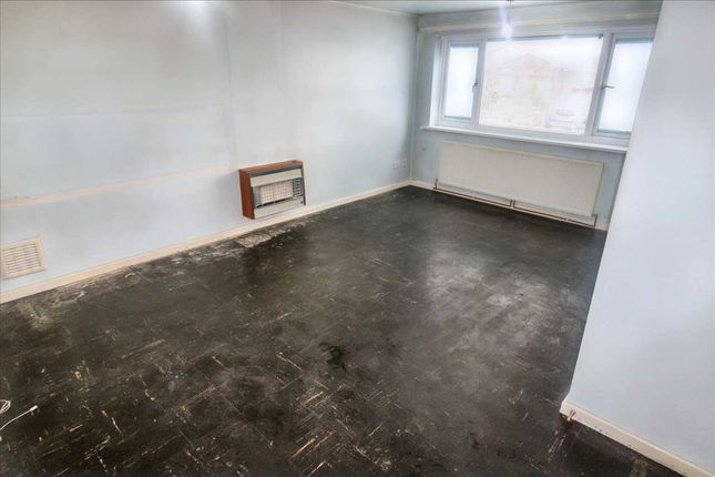 18, Braemar Avenue, Nottingham photo 4