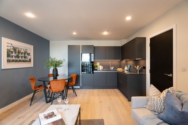 Flat for sale in "B2.Cg.03" at Middle Road, London