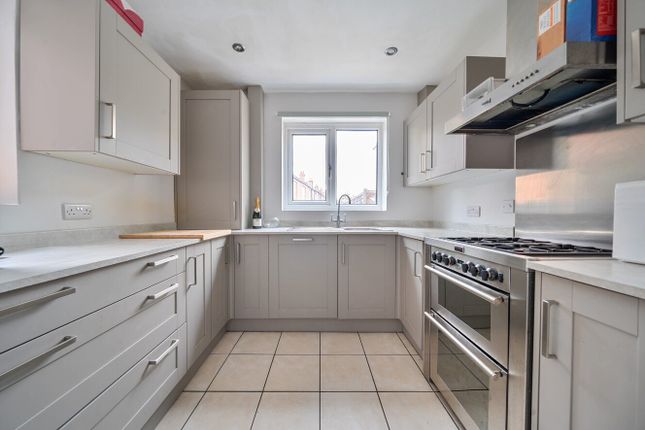 22, Watcombe Road, London photo 3
