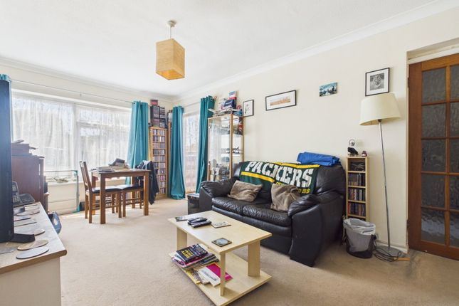 St Nicholas Court,14, Penstone Park, Lancing photo 4