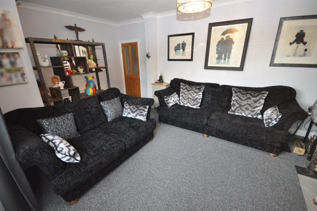 58, Ellison Street, Thorne photo 4