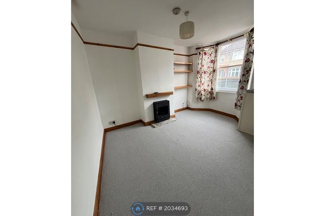 Semi-detached house to rent in Ferry Road, Oxford