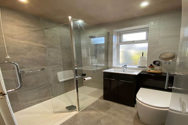 12, Pingle Lane, Peterborough photo 4