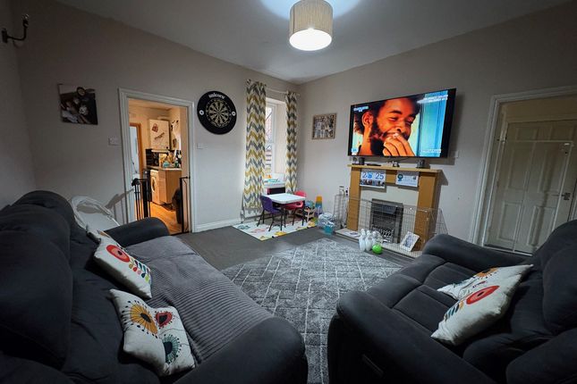 7, Axwell Terrace, Newcastle Upon Tyne photo 4