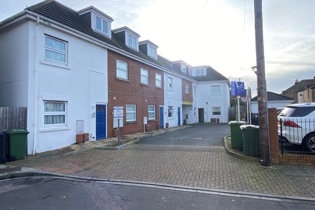 Thumbnail Flat for sale in Manor Park Avenue, Portsmouth