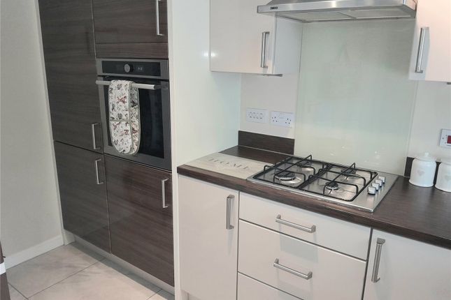 4, Caffrey Grove, Birmingham photo 4