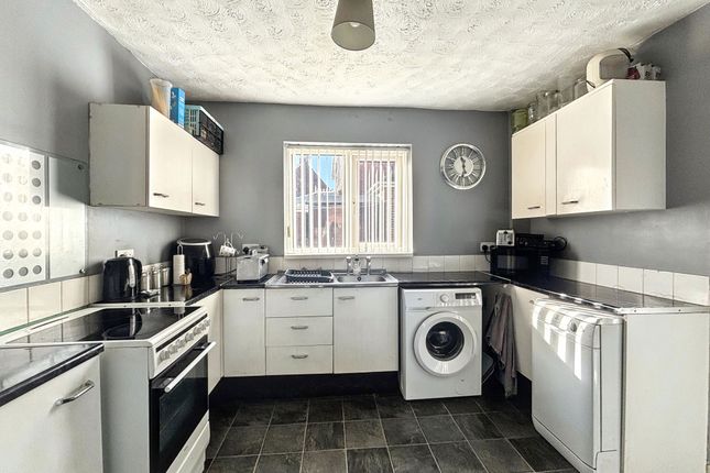 Grange Avenue, Bedlington photo 3