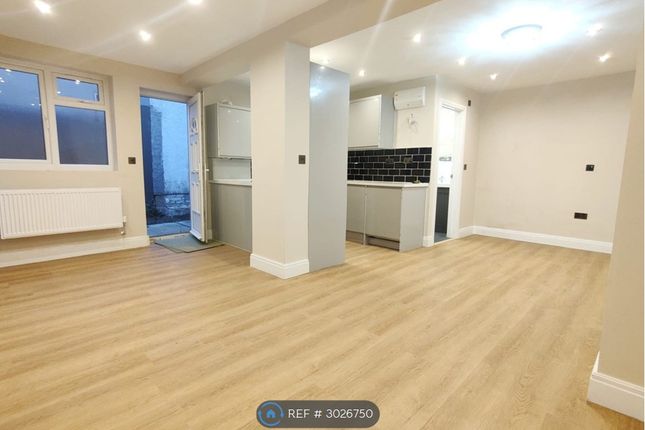 Northborough Road, London photo 3