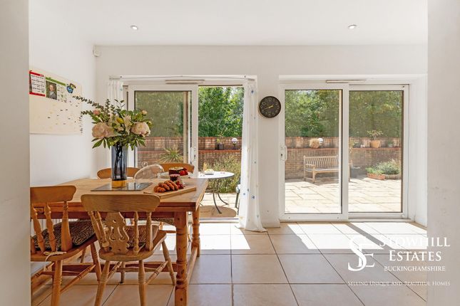 Glenlion Gossmore Close, Marlow photo 4