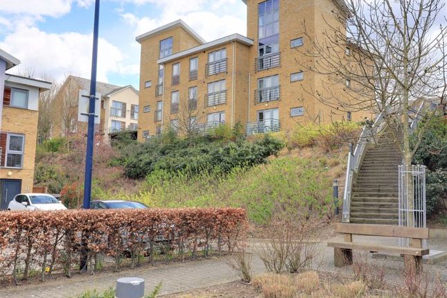 Thumbnail Flat for sale in Arundel Square, Maidstone