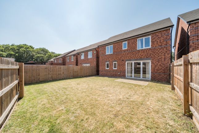 9, Sawyer Crescent, Nottingham photo 4