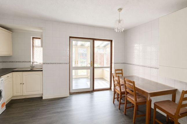 190 Walton Road, London photo 3