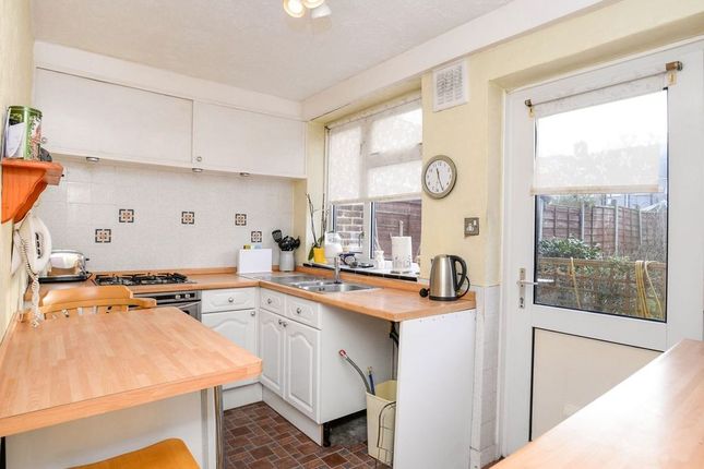 Terraced house to rent in Waters Road, London