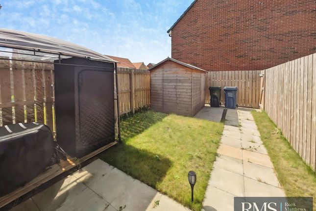 42, Poppy Place, Newcastle Upon Tyne photo 2