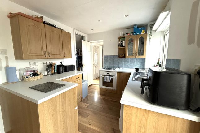 9, Lanehead Walk, Rugeley photo 3