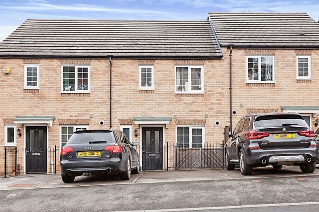 Thumbnail Town house for sale in St. James Road, Crigglestone, Wakefield