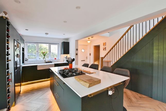 New House,, South Grove, West Sussex photo 2