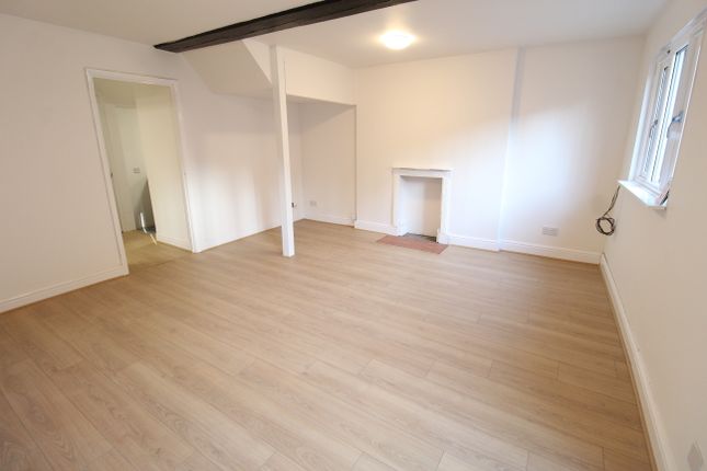 Flat 1, 91a, Northgate Street, Bury St Edmunds photo 5