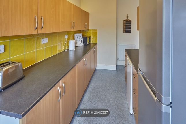 Room to rent in Homefield Road, Exeter