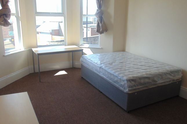Thumbnail Flat to rent in Condercum Road, Newcastle Upon Tyne