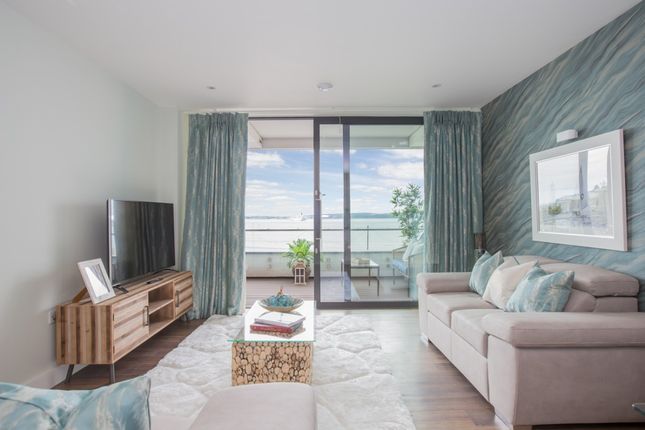 2 Bed Flat For Sale In Abbey Sands Torbay Road Torquay Tq2 Zoopla