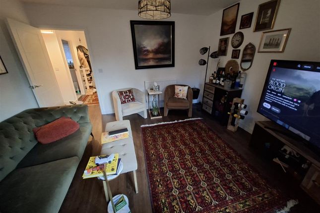 9, Clos Gwrgi, Cardiff photo 3