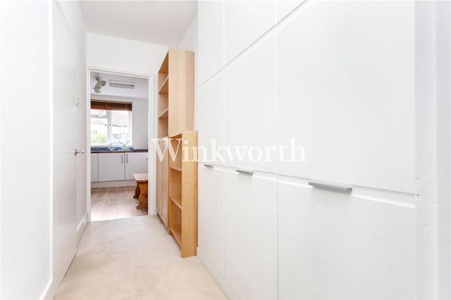 Flat to rent in Antill Road, London