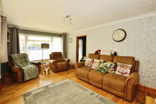 14, Taylor Road, Romney Marsh photo 3