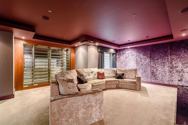 15 Park Lane, Altrincham photo 4