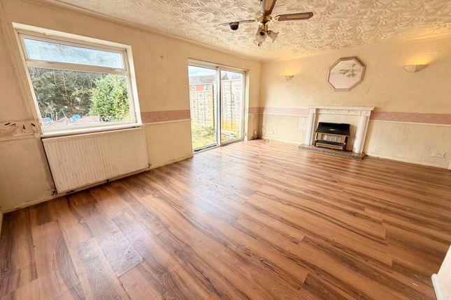 5, Lancaster Road, Brierley Hill photo 3