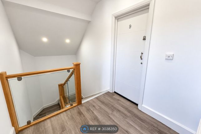 Flat, Thatcham Court Chapel St, Thatcham photo 3