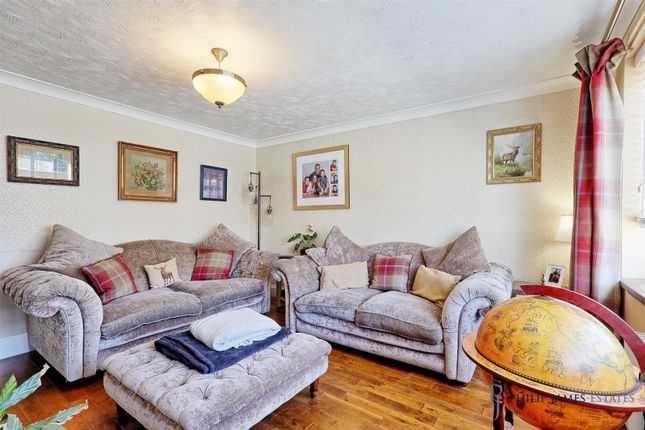 7, Honeywood Avenue, Colchester photo 2
