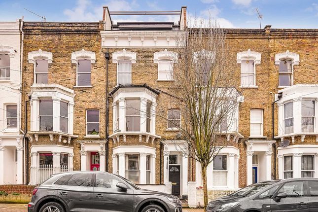 Flat for sale in Taybridge Road, London