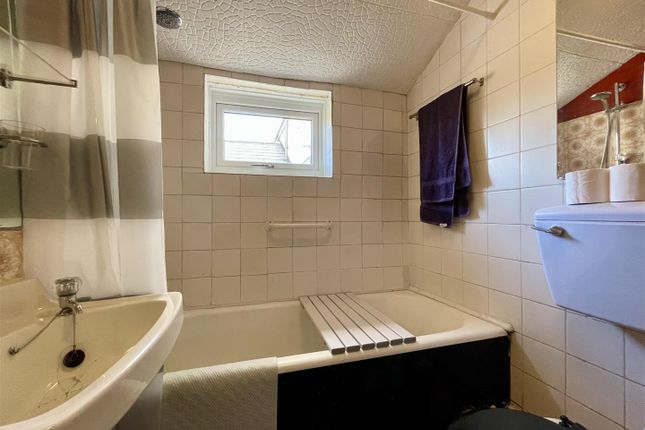 End terrace house for sale in Foleshill Road, Coventry