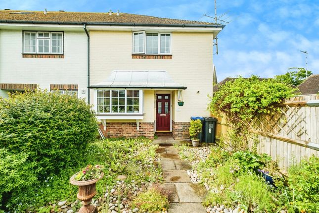Thumbnail Cottage for sale in Church Way Close, Worthing