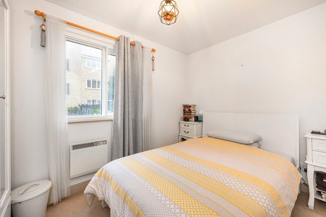 141, Langbourne Place, London photo 5