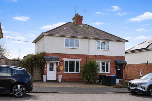 3-bed semi-detached on 36., Stanton Avenue, Milton Keynes, £300,000