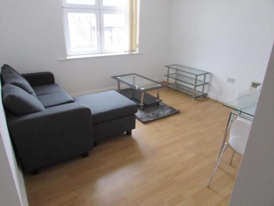 Flat to rent in Gerard Court, Warrington Road, Asthon - In - Makerfield